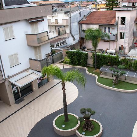 Casa Vacanza Lareggia Con Garage San Prisco 外观 照片