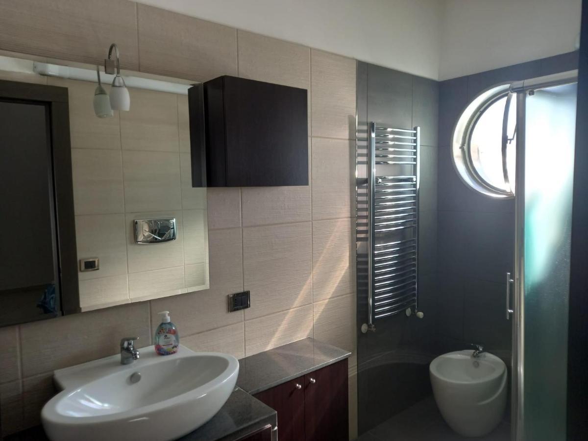 Casa Vacanza Lareggia Con Garage San Prisco 外观 照片