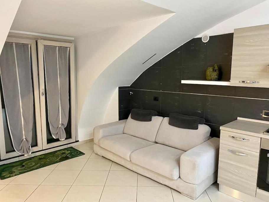 Casa Vacanza Lareggia Con Garage San Prisco 外观 照片